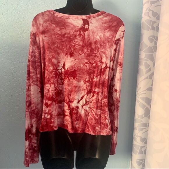 SELF❤️E tie-dye tie front top Size XL - Picture 6 of 9